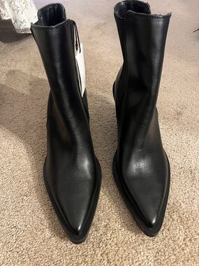 Zara Black Pointed Toe Mid-Calf Ankle Boots